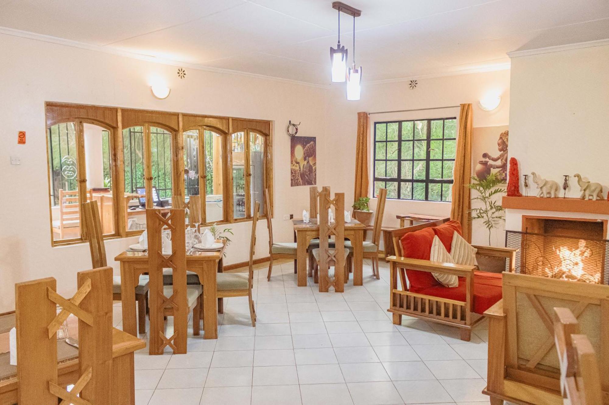 The Farmhouse Inn Nanyuki Buitenkant foto