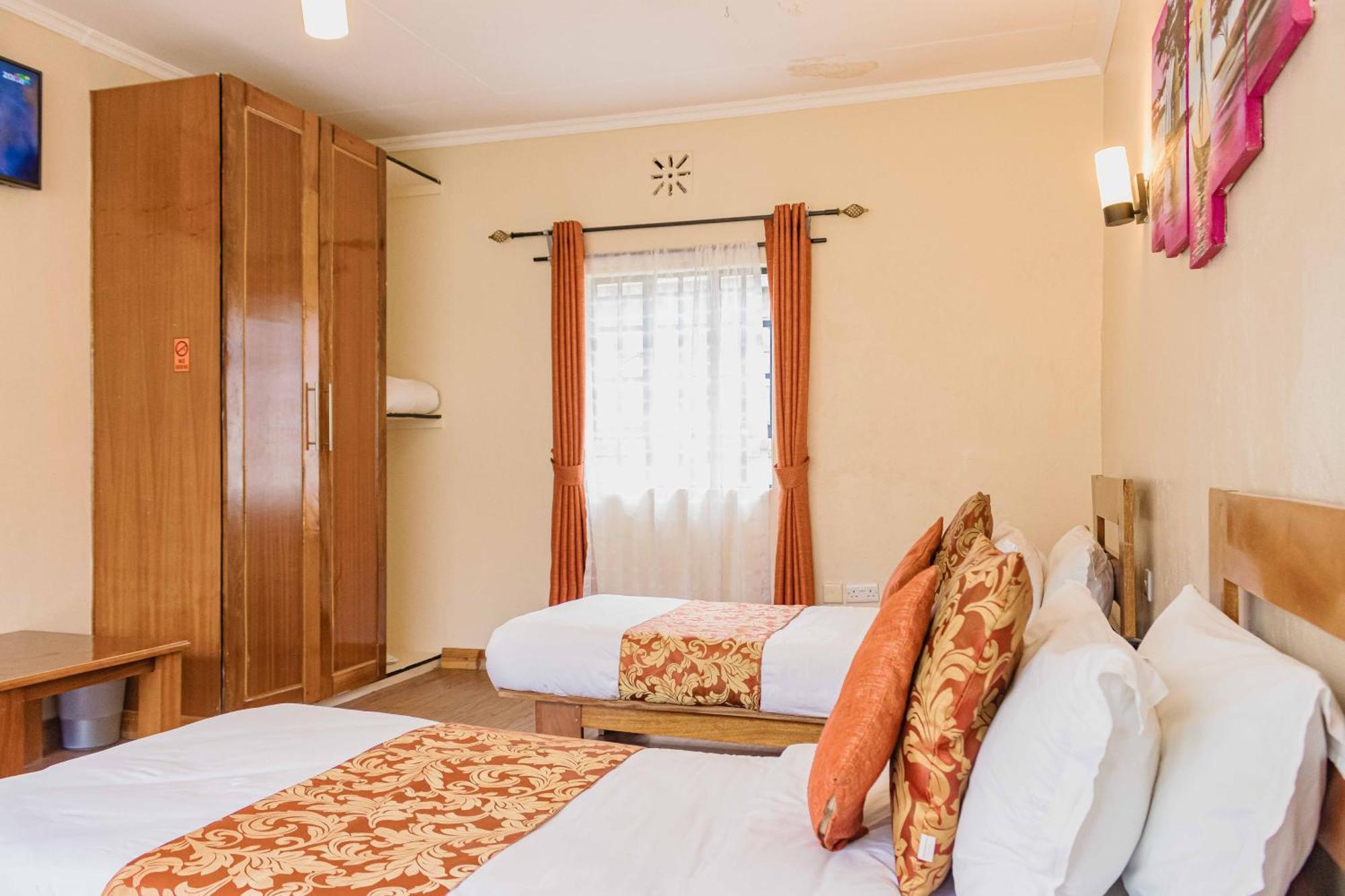 The Farmhouse Inn Nanyuki Buitenkant foto